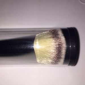 it cosmetics Makeup - IT Cosmetics Heavenly Luxe Brush it cosmetics Makeup - IT Cosmetics Heavenly Luxe Brush